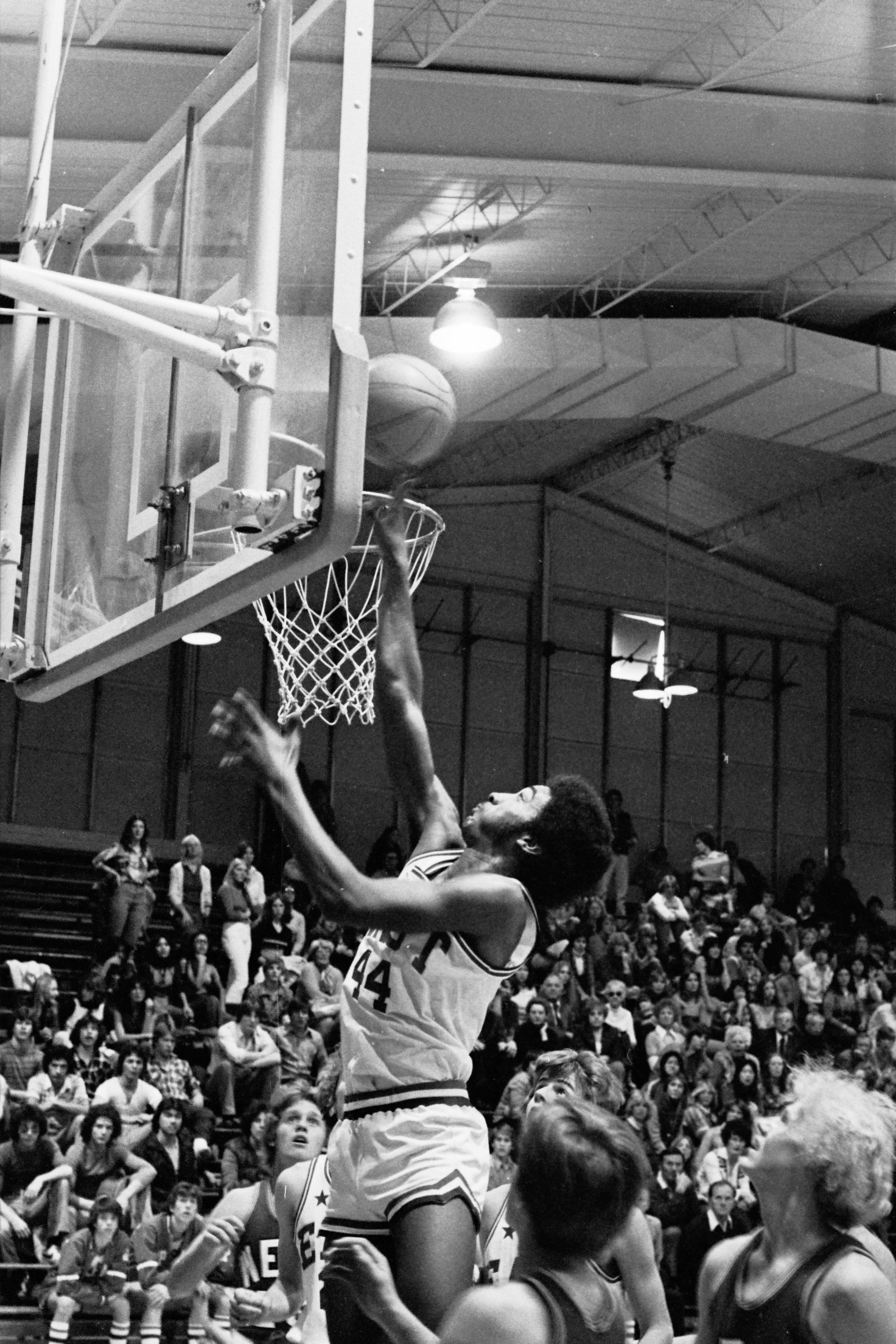 East High Basketball 1976–77